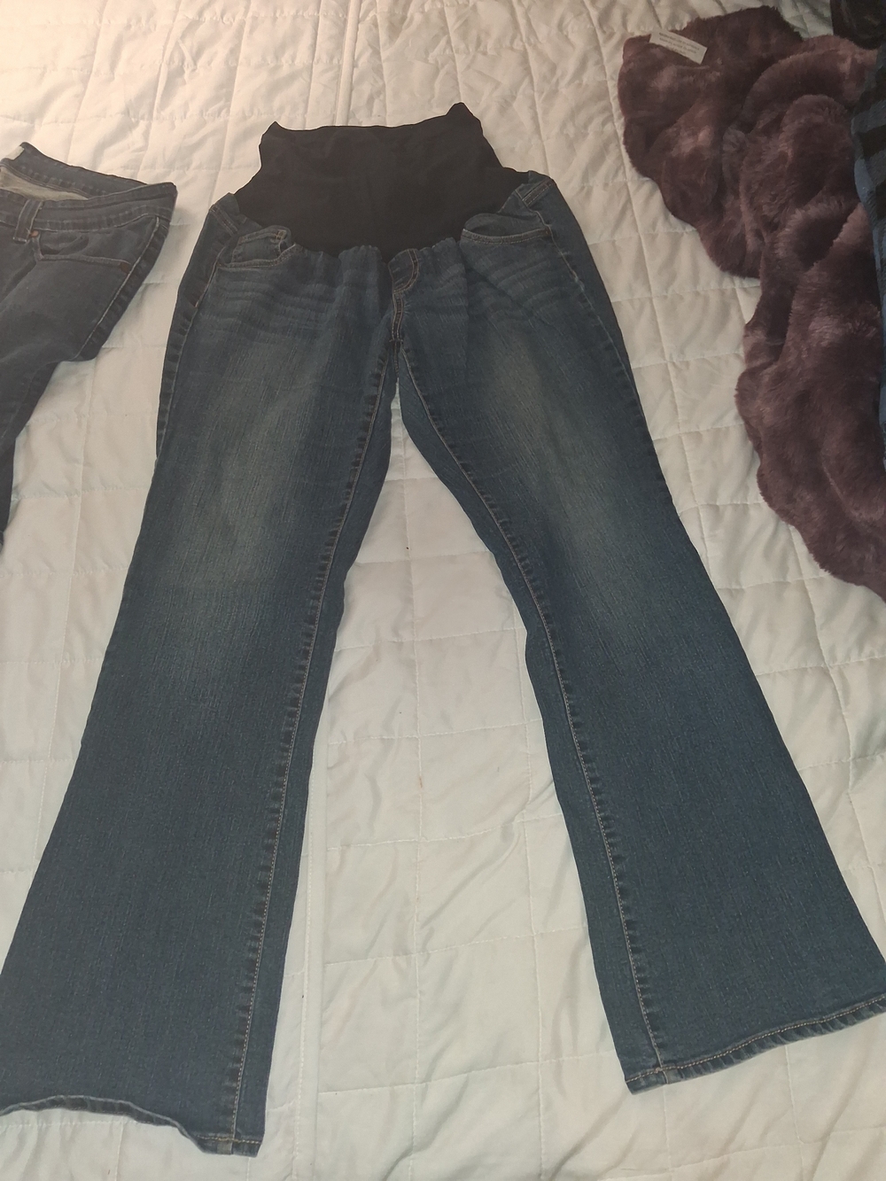 Maternity Bootcut Jeans – Dark Blue